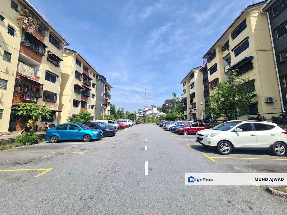 Seksyen 2 Bandar Baru Bangi, Flat PKNS [Level 1] Bangi Selangor For Sale, Selangor, Bangi