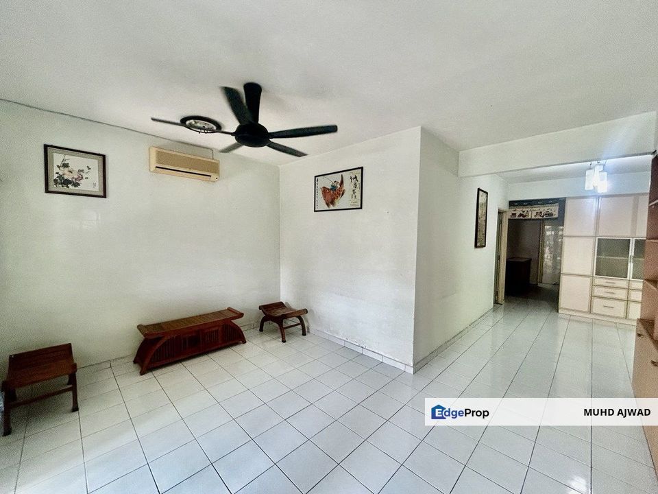 Taman Impian Indah, Sungai Buloh Townhouse GROUND FLOOR For Sale, Selangor, Sungai Buloh