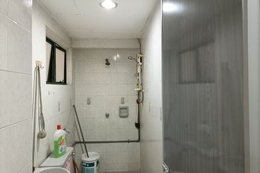 Tmn Tun Desa kiara Condo for rent 