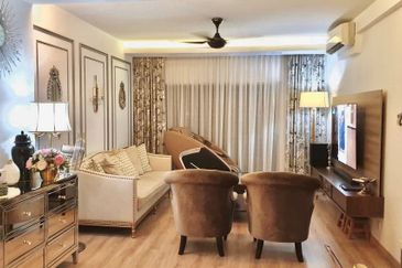 FULLY RENOVATED SURIA JELATEK RESIDENCE