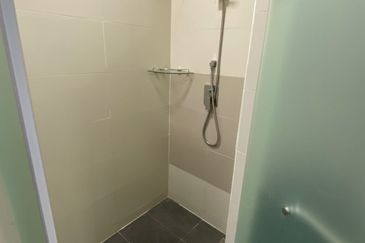 KL SENTRAL: Dua Memoire Suite Apartment For Sale