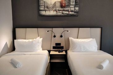 KL CITY: Menara 101 Studio in Dang Wangi FOR SALE