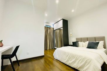 TROPIKA TAMAN MELAWATI BRAND NEW 3 STOREY SEMI-D 