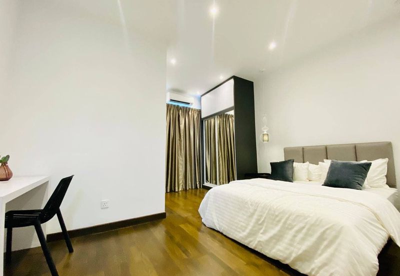 TROPIKA TAMAN MELAWATI BRAND NEW 3 STOREY SEMI-D 