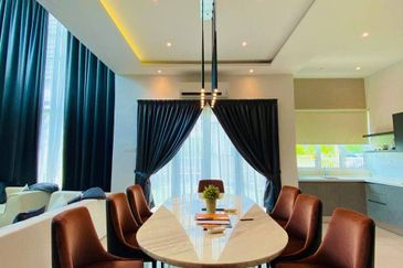 TROPIKA TAMAN MELAWATI BRAND NEW 3 STOREY SEMI-D 