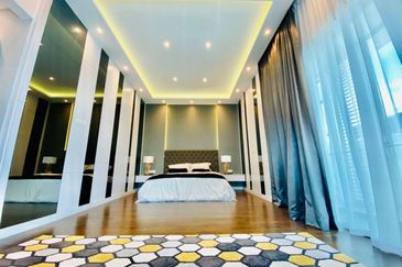 TROPIKA TAMAN MELAWATI BRAND NEW 3 STOREY SEMI-D 