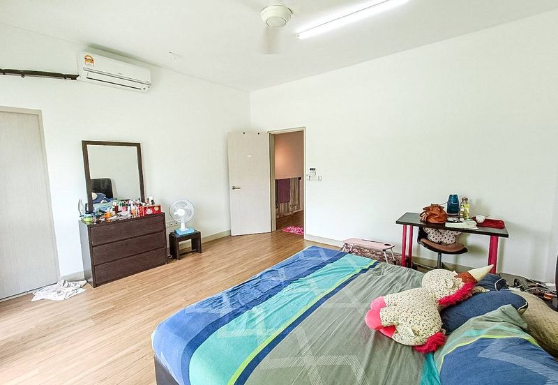 Double Storey Terrace Elmina Denai Alam