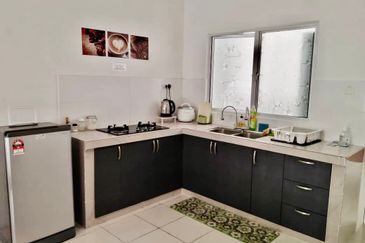 Puncak Hijauan (Hijauan Heights)