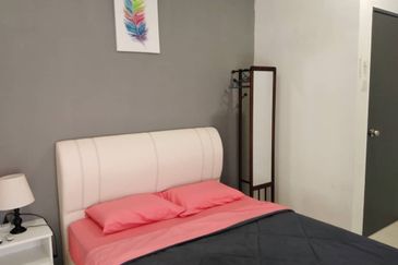 Puncak Hijauan (Hijauan Heights)