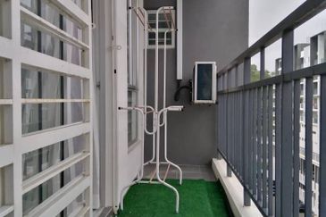 Puncak Hijauan (Hijauan Heights)