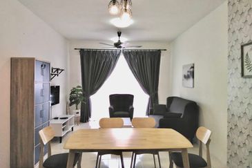 Puncak Hijauan (Hijauan Heights)