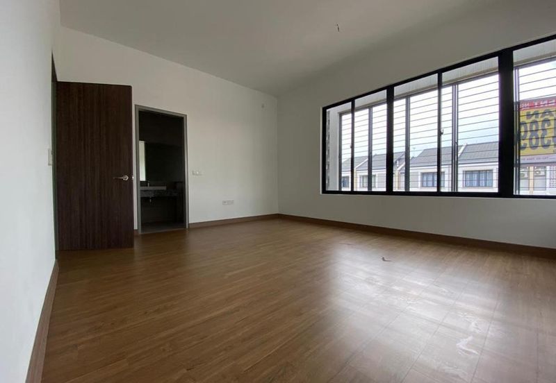 Elmina Green One @ City of Elmina