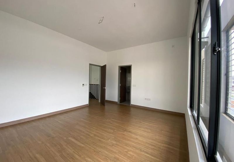 Elmina Green One @ City of Elmina