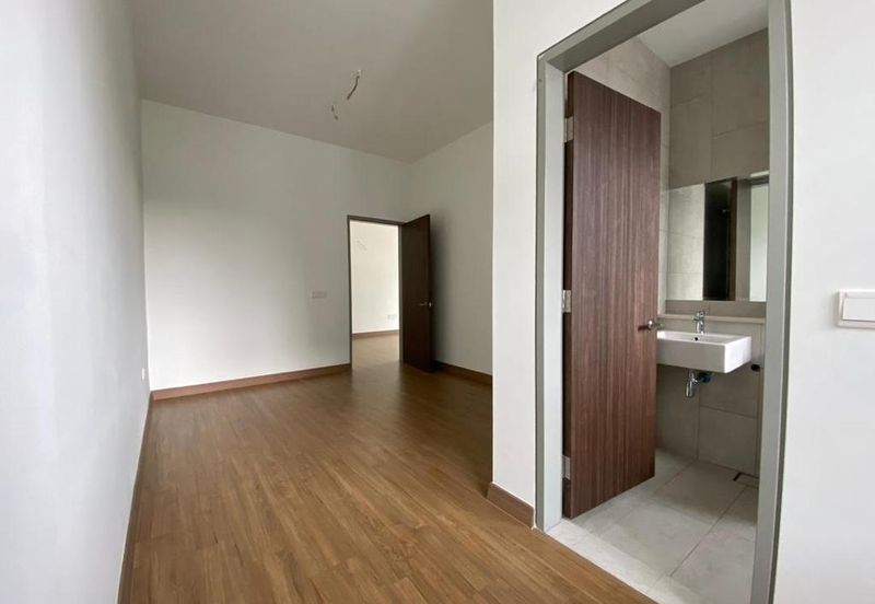 Elmina Green One @ City of Elmina