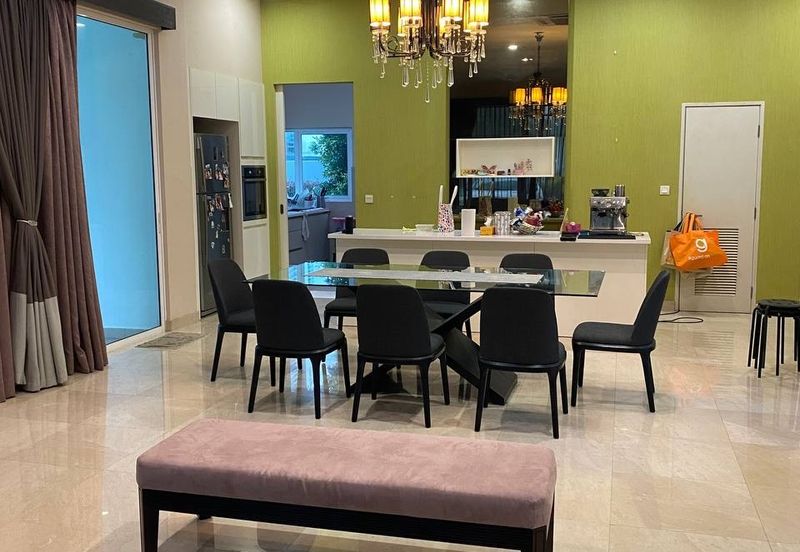 Jacaranda Garden Residence