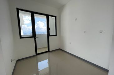 Biggest Corner Lot United Point Residence