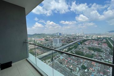 Biggest Corner Lot United Point Residence