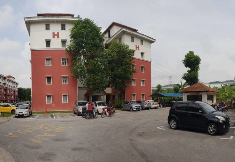 Desa Mutiara Apartment