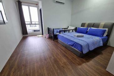 Puncak Hijauan (Hijauan Heights)