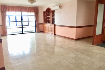 Impiana on the Waterfront