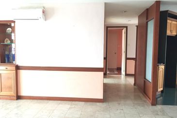 Impiana on the Waterfront