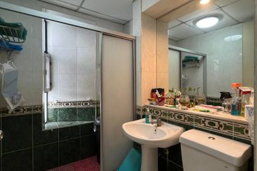 Impiana on the Waterfront