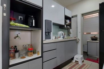 Savanna Executive Suites @ Southville City