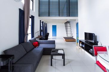 Colonial @ Empire city