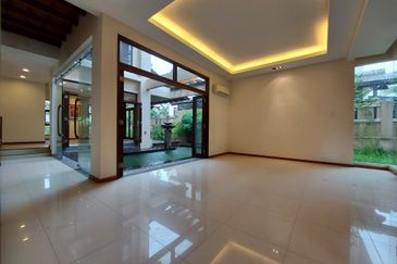 BEAUTIFUL FREEHOLD BUNGALOW Bukit Jelutong Shah Alam