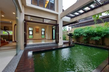 BEAUTIFUL FREEHOLD BUNGALOW Bukit Jelutong Shah Alam