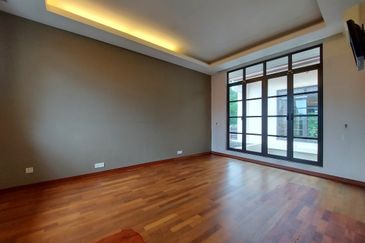 BEAUTIFUL FREEHOLD BUNGALOW Bukit Jelutong Shah Alam