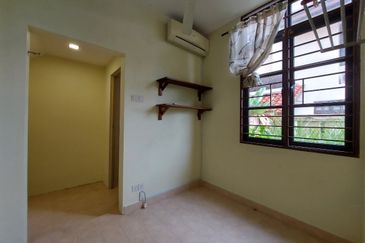 BEAUTIFUL FREEHOLD BUNGALOW Bukit Jelutong Shah Alam