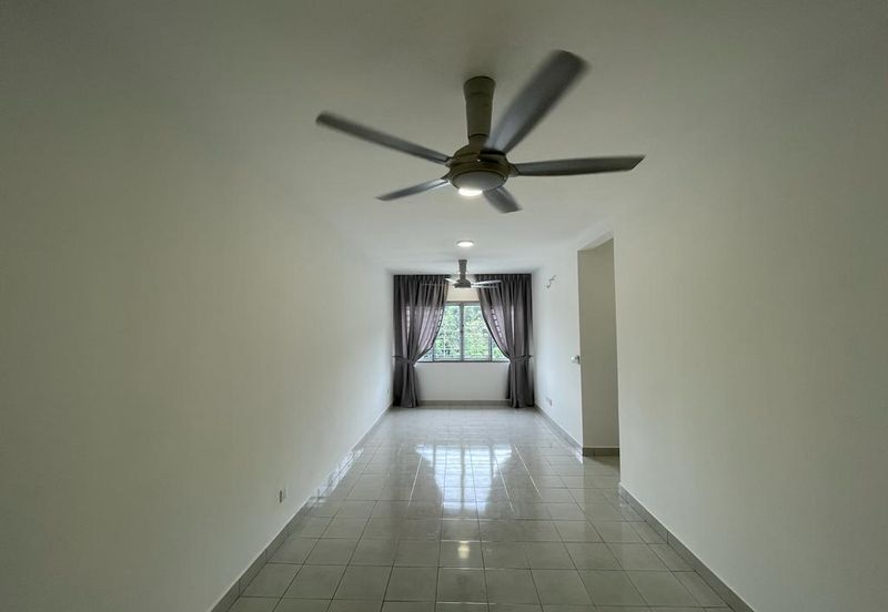 BRAND NEW Suria Pantai Residency for Rent (as seen in pictures)