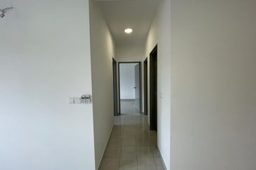 BRAND NEW Suria Pantai Residency for Rent (as seen in pictures)