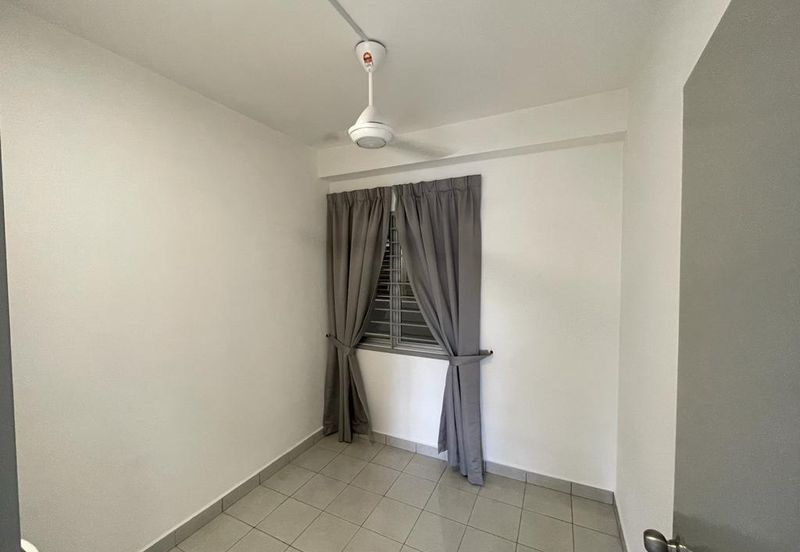 BRAND NEW Suria Pantai Residency for Rent (as seen in pictures)