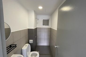 BRAND NEW Suria Pantai Residency for Rent (as seen in pictures)