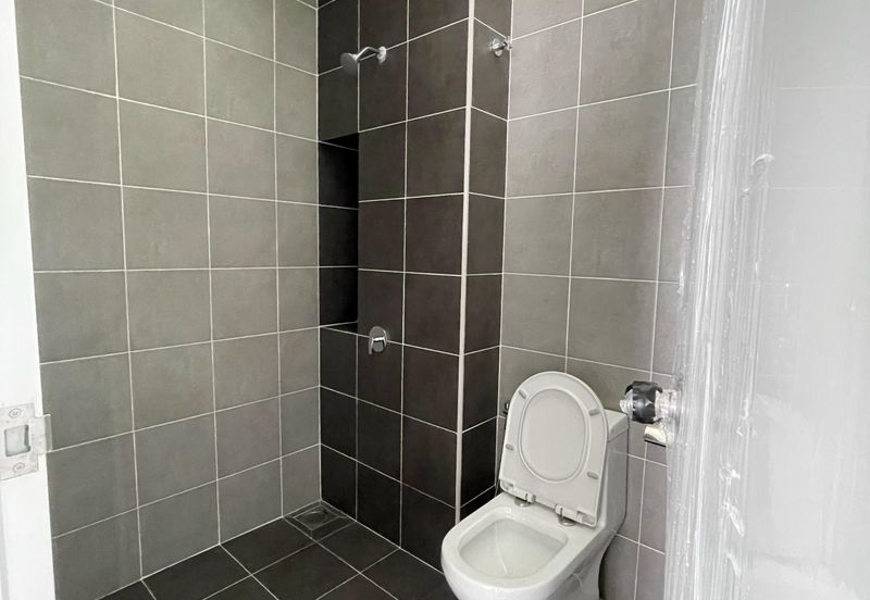 Reef Of Tropics, Setia Eco Glades