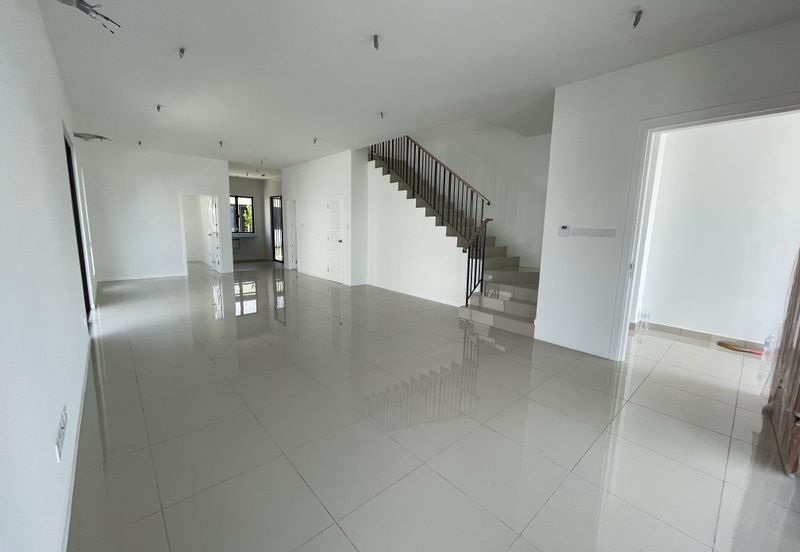 Reef Of Tropics, Setia Eco Glades