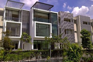 East Residence @ KLGCC