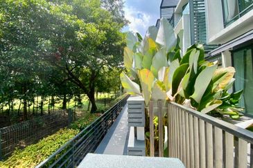 East Residence @ KLGCC