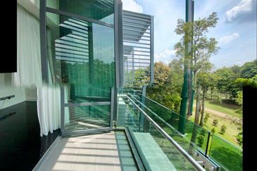 East Residence @ KLGCC