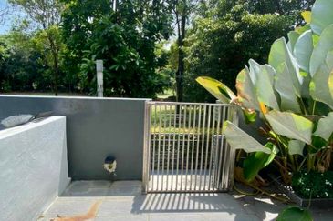 East Residence @ KLGCC