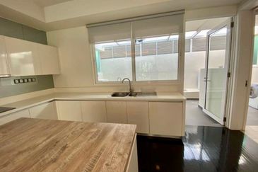 East Residence @ KLGCC