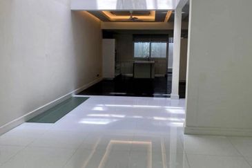 East Residence @ KLGCC