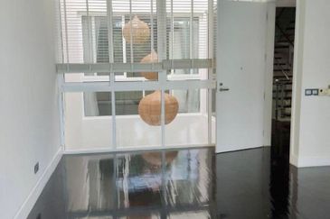 East Residence @ KLGCC