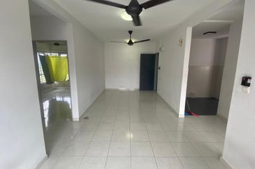 Residensi Laguna Biru 2