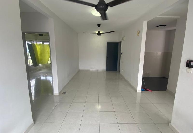 Residensi Laguna Biru 2