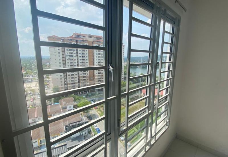 Residensi Laguna Biru 2