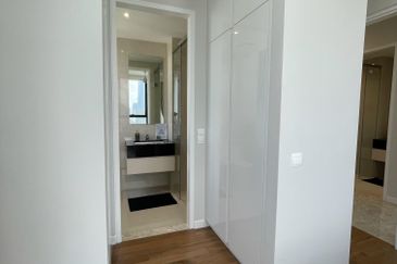 Pavilion Ceylon Hill