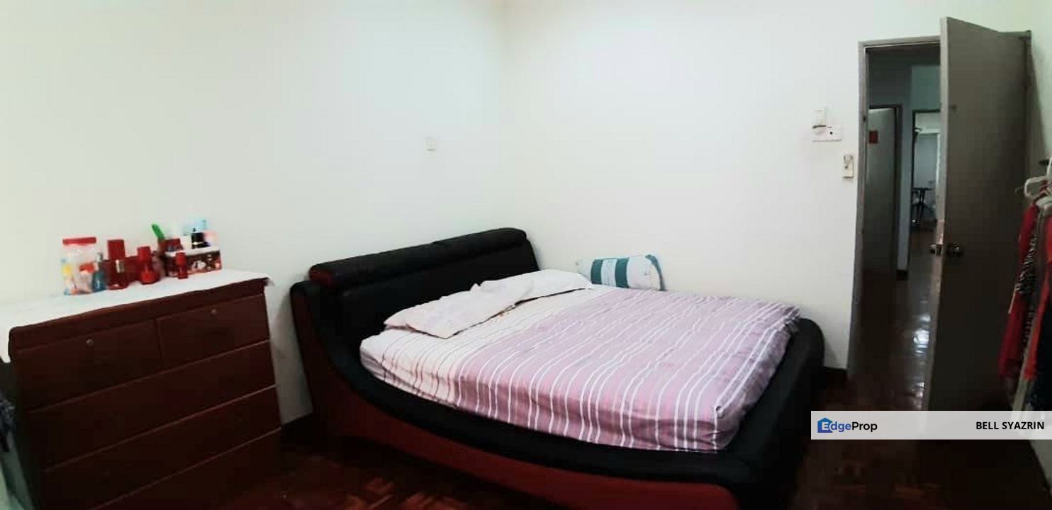 Taman Mahkota off Jalan Reko Kajang , Selangor, Kajang